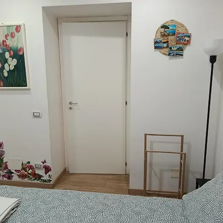 Otto Di Denari Apartment Neapel