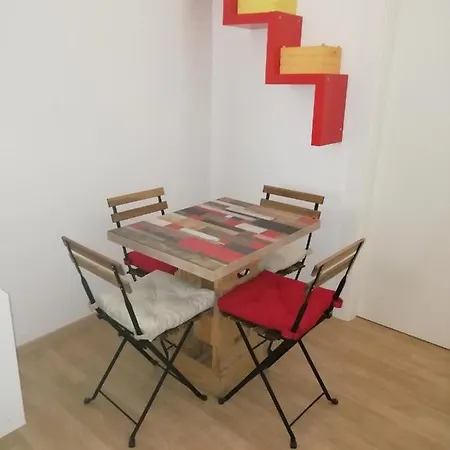 Daire Otto Di Denari